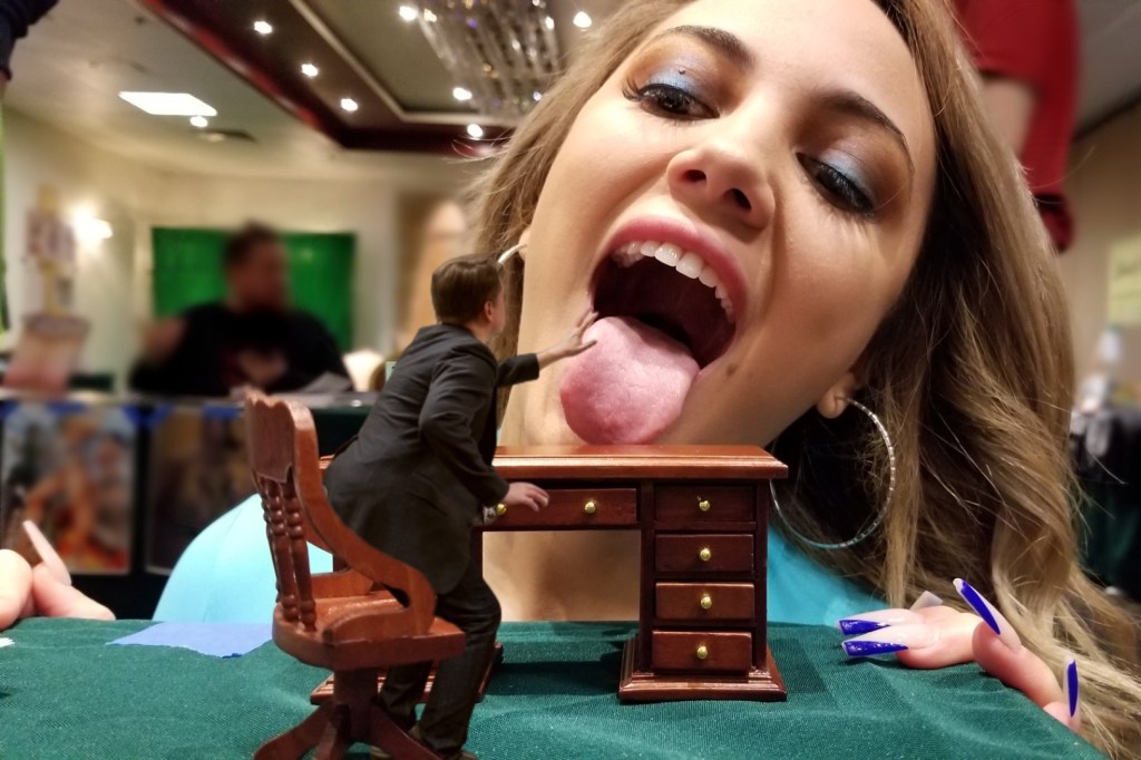 Interview with Nika Venom at SizeCon&nbsp;2020