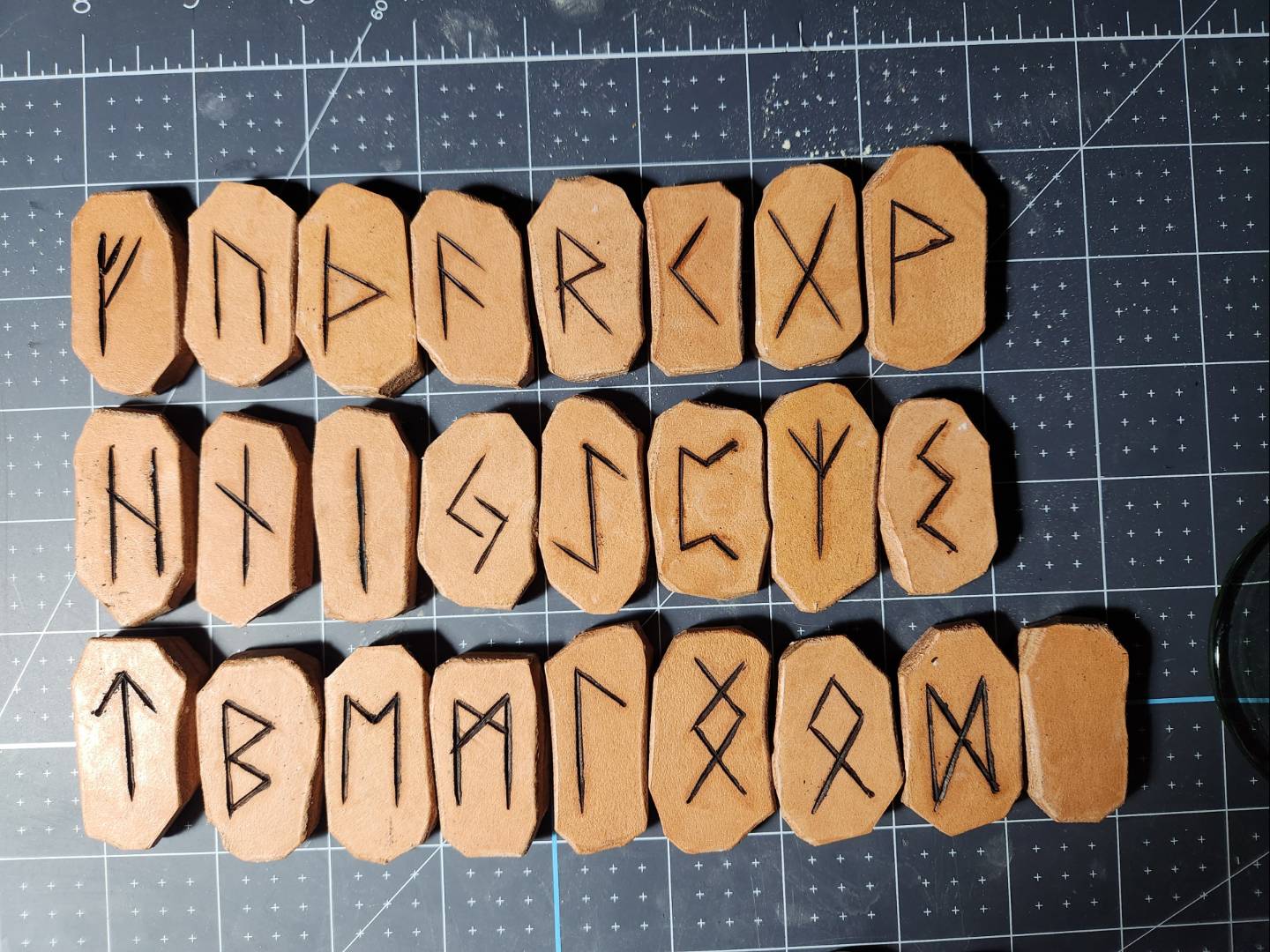 Rainy-Day Crafts: Norse Runes – Aborigen