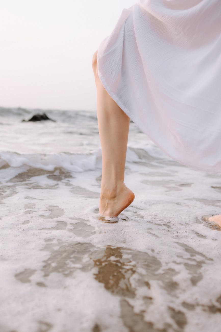 To Those Who Love Giant&nbsp;Women